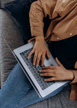 pexels-mikhail-nilov-6893955.jpg